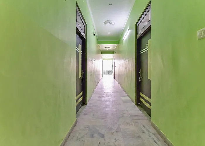 Hotel O S R Jaipur
